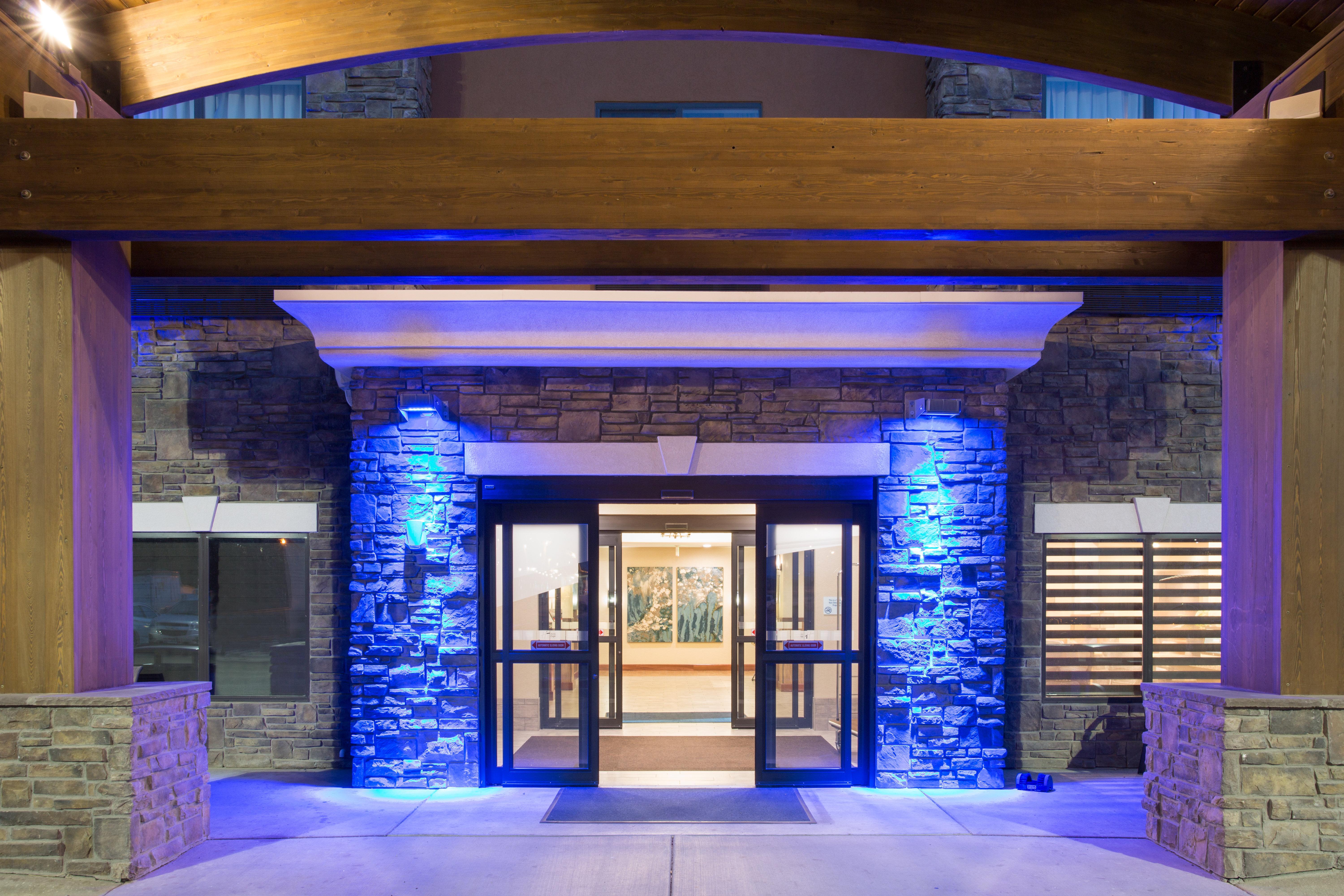 Holiday Inn Express & Suites Glendive By Ihg Экстерьер фото